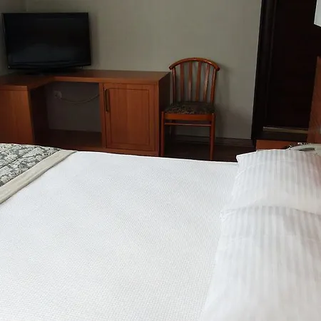 Carikci Hotel *